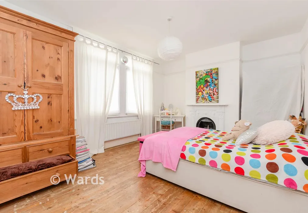 Bedroom 1 - Federation Road, Abbey Wood - Wards of Kent