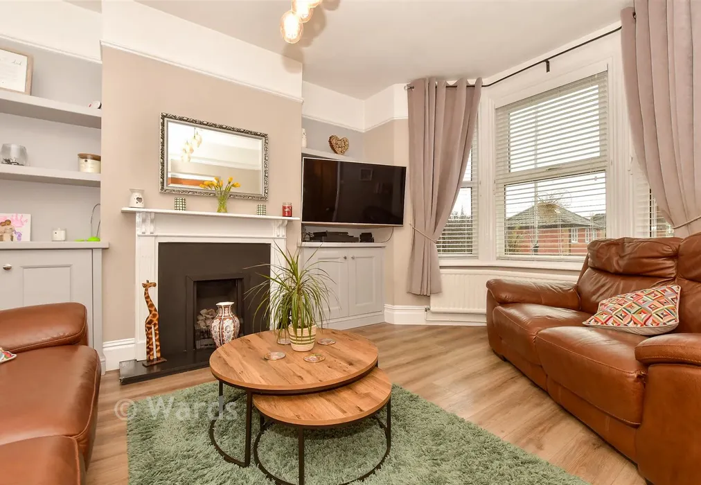 Lounge - Barton Road, Dover, Kent - Wards of Kent