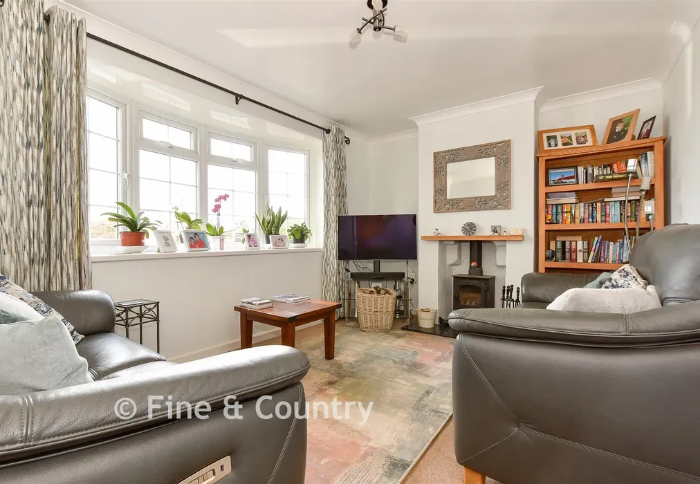 Sitting Room - Emmett Hill, Chale Green, Ventnor, Isle of Wight - Wards of Kent