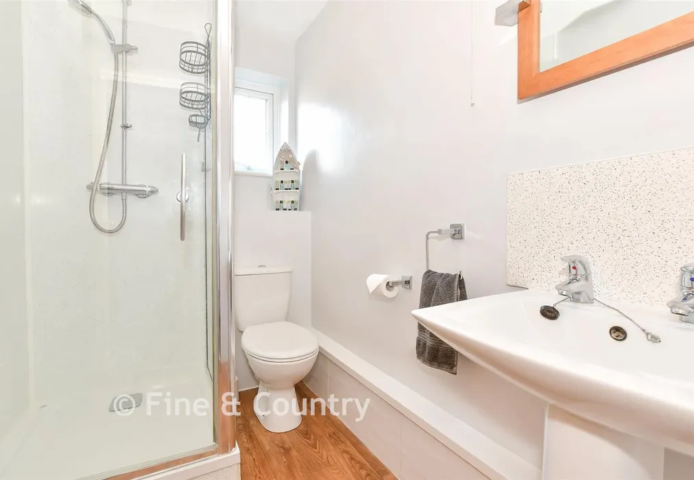Annex Shower Room - Emmett Hill, Chale Green, Ventnor, Isle of Wight - Wards of Kent