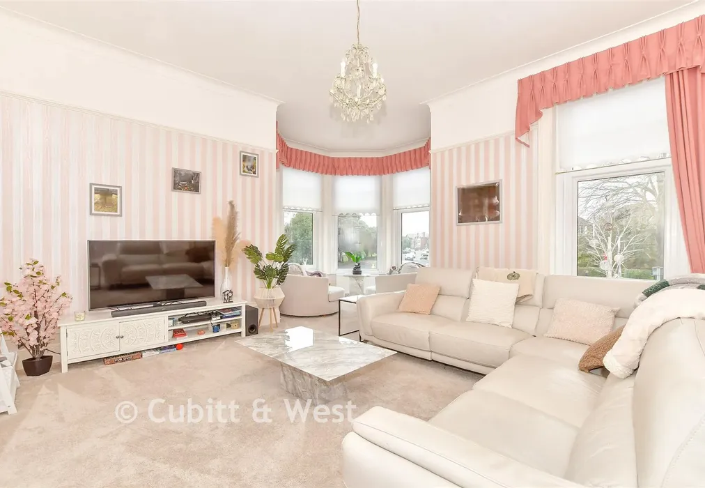Lounge - Festing Road, Southsea, Hampshire - Wards of Kent