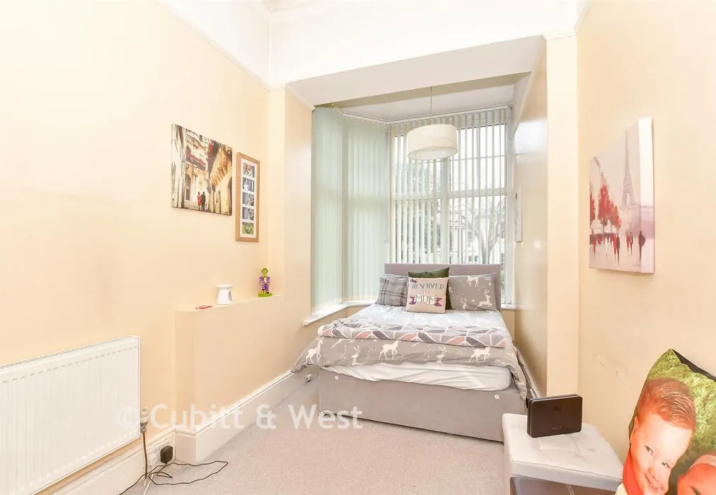 Bedroom 3 - Festing Road, Southsea, Hampshire - Wards of Kent