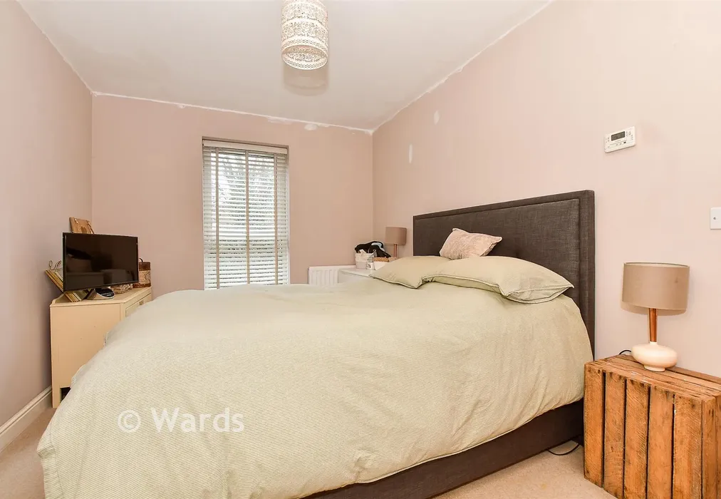 Bedroom 1 - Medway Road, Tunbridge Wells, Kent - Wards of Kent