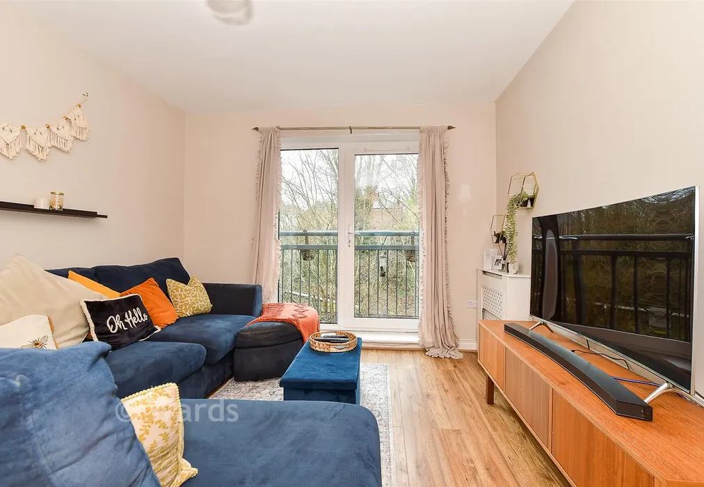 Lounge/ Diner - Medway Road, Tunbridge Wells, Kent - Wards of Kent