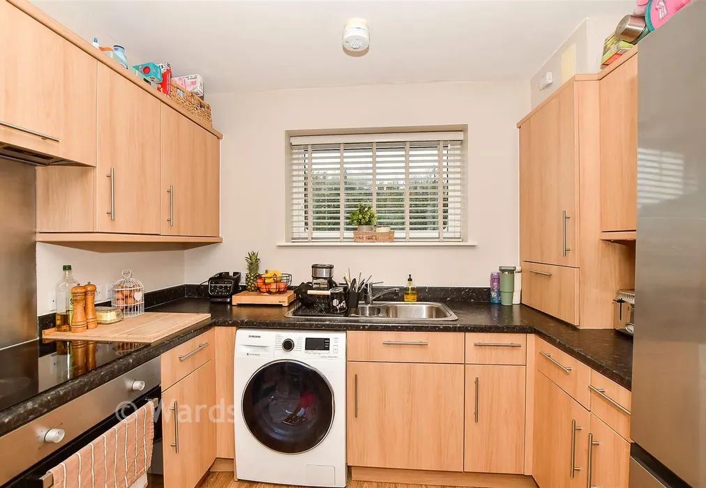 Kitchen - Medway Road, Tunbridge Wells, Kent - Wards of Kent