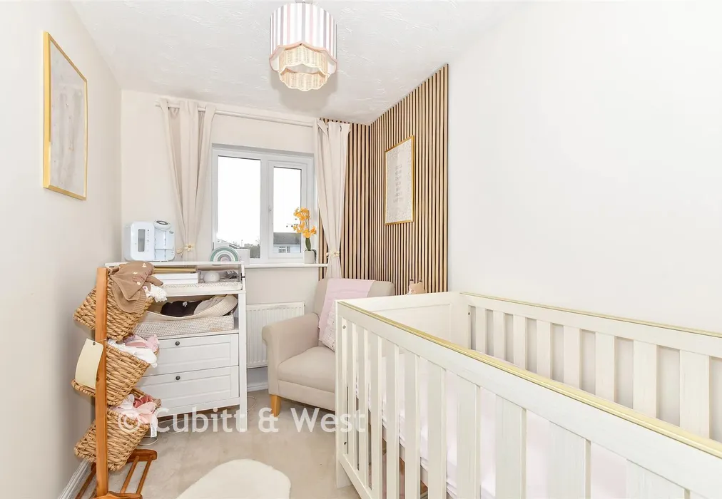 Bedroom 3 - Camelia Close, Havant, Hampshire - Wards of Kent