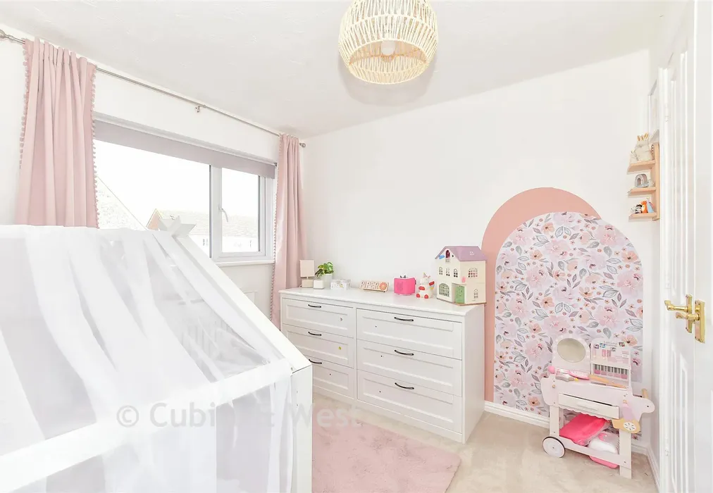 Bedroom 2 - Camelia Close, Havant, Hampshire - Wards of Kent