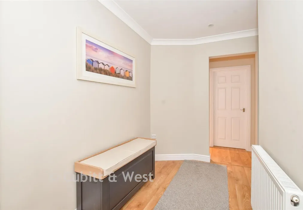 Hallway - Fairlea Road, Emsworth, Hampshire - Wards of Kent
