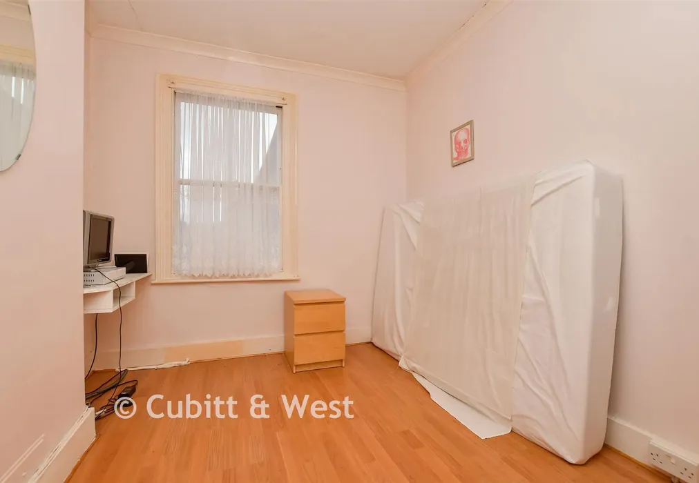 Bedroom 2 - Purley Road, South Croydon, Surrey - Wards of Kent