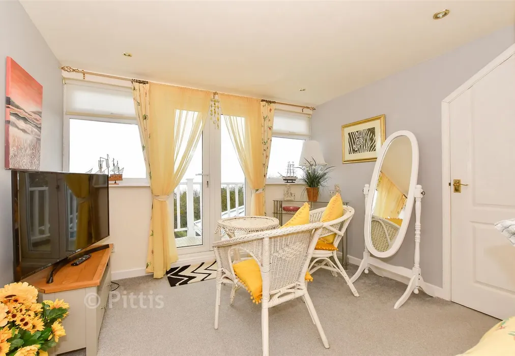 Bedroom 3 - Gills Cliff Road, Ventnor, Isle of Wight - Wards of Kent