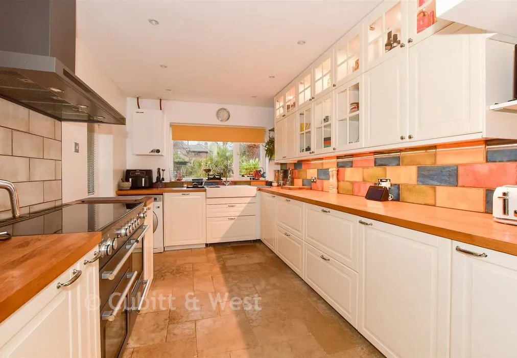 Kitchen - Horsham Road, Rusper, West Sussex - Wards of Kent