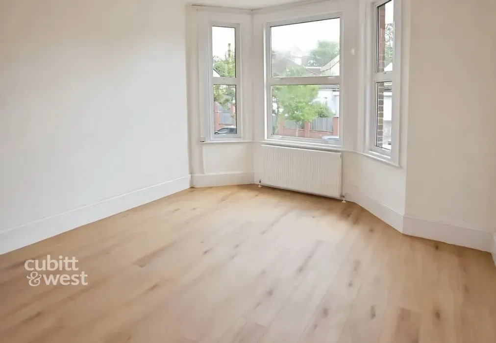 84892669-20 20Bea... - Beaumont Road, Purley CR8 - Wards of Kent