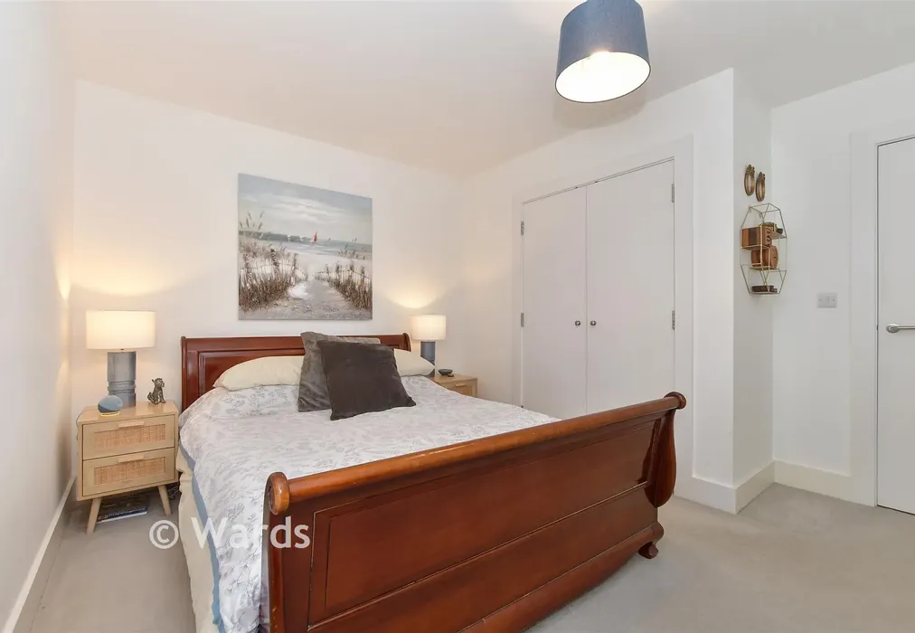Bedroom 1 - Ransley Field, High Halden, Ashford, Kent - Wards of Kent