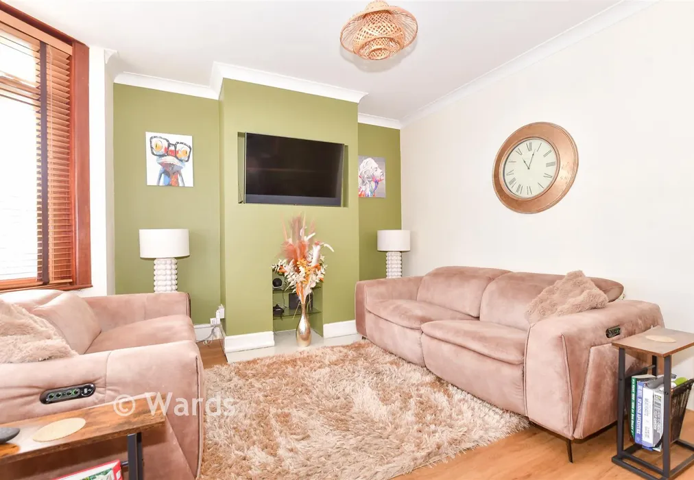 Lounge - Milton Street, Maidstone, Kent - Wards of Kent