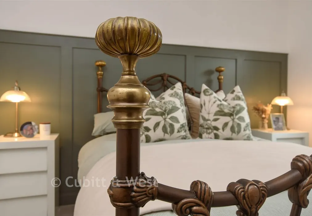 Internal Lifestyle Photograph - Albert Road North, Reigate, Surrey - Wards of Kent