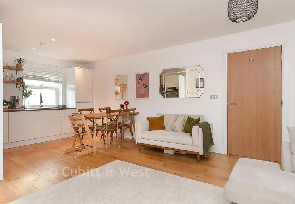 Kitchen Lounge/Diner - Albert Road North, Reigate, Surrey - Wards of Kent