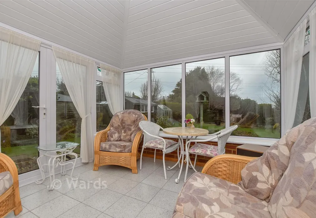 Conservatory - Priory Close, New Romney, Kent - Wards of Kent