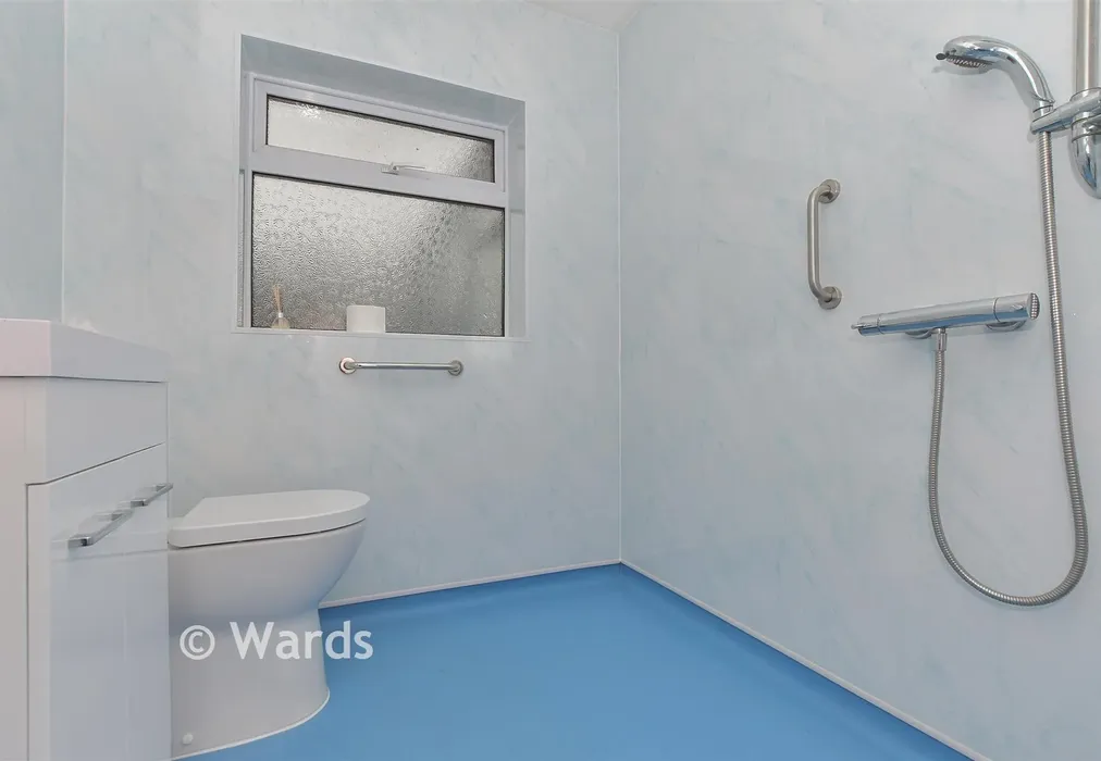 Wet Room - Priory Close, New Romney, Kent - Wards of Kent