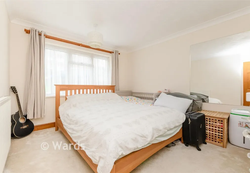 Bedroom 1 - Sunderland Close, Rochester, Kent - Wards of Kent