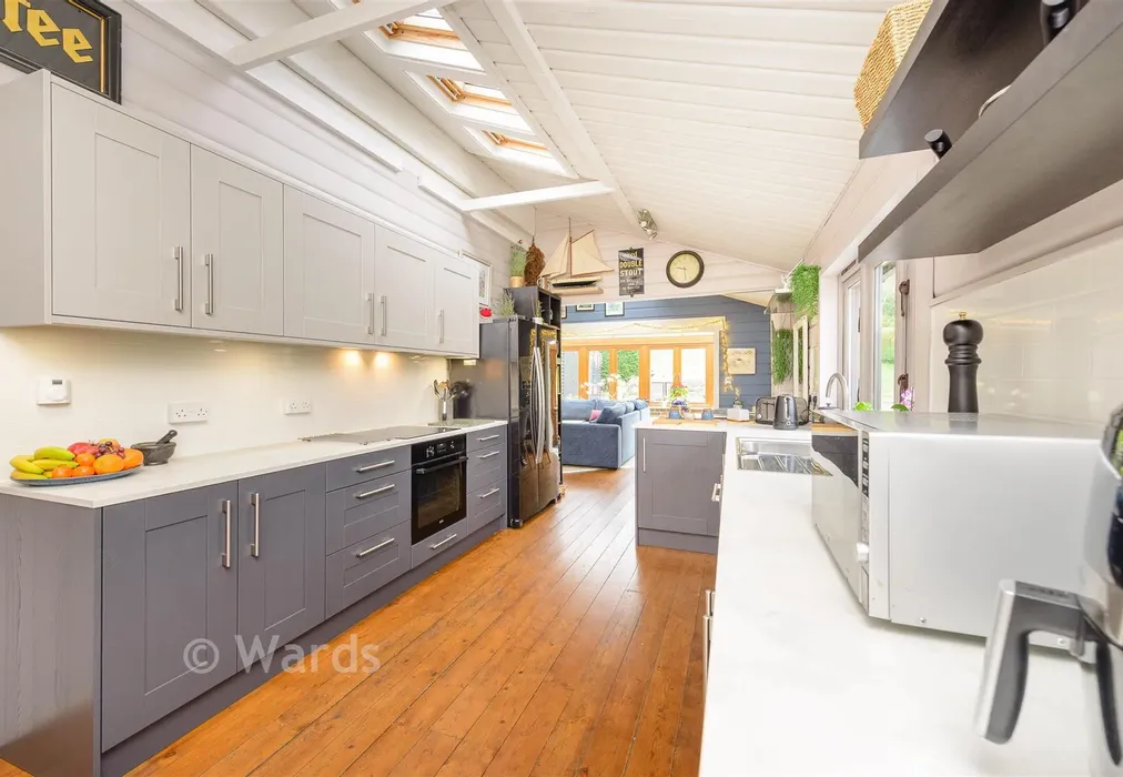Kitchen - Knatts Valley Road, Knatts Valley, Sevenoaks, Kent - Wards of Kent