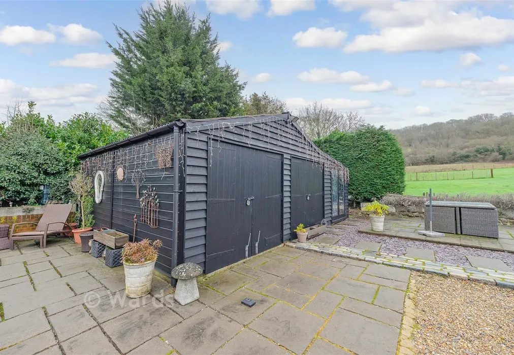 Garage - Knatts Valley Road, Knatts Valley, Sevenoaks, Kent - Wards of Kent