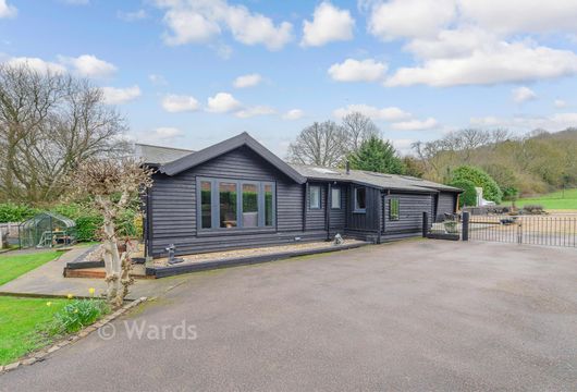 Knatts Valley Road, Knatts Valley, Sevenoaks, Kent - Wards of Kent