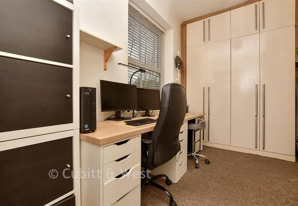 Bedroom 3 - Blenheim Crescent, South Croydon, Surrey - Wards of Kent