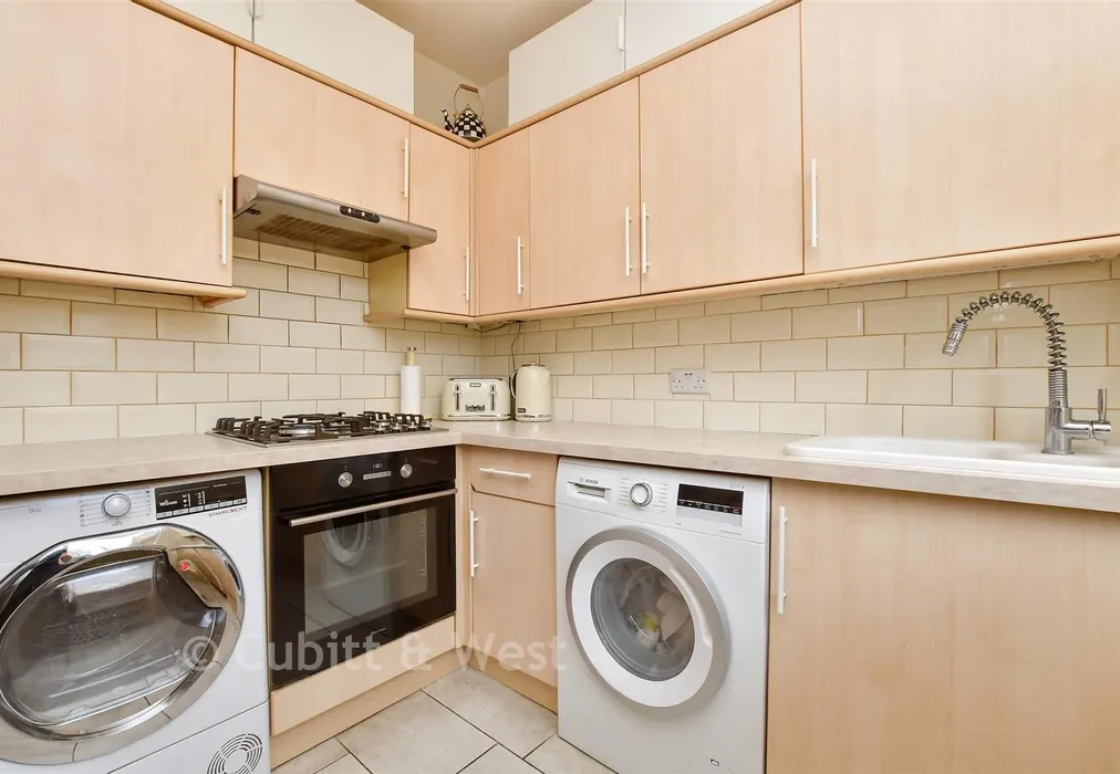 Kitchen - Blenheim Crescent, South Croydon, Surrey - Wards of Kent