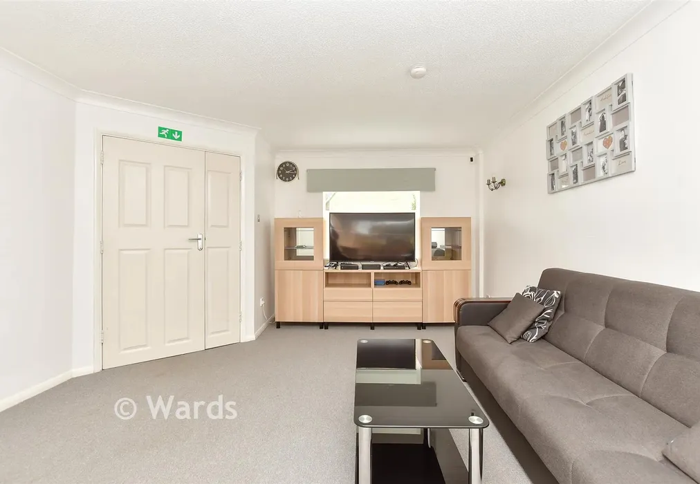 Lounge - Edyngham Close, Kemsley, Sittingbourne, Kent - Wards of Kent