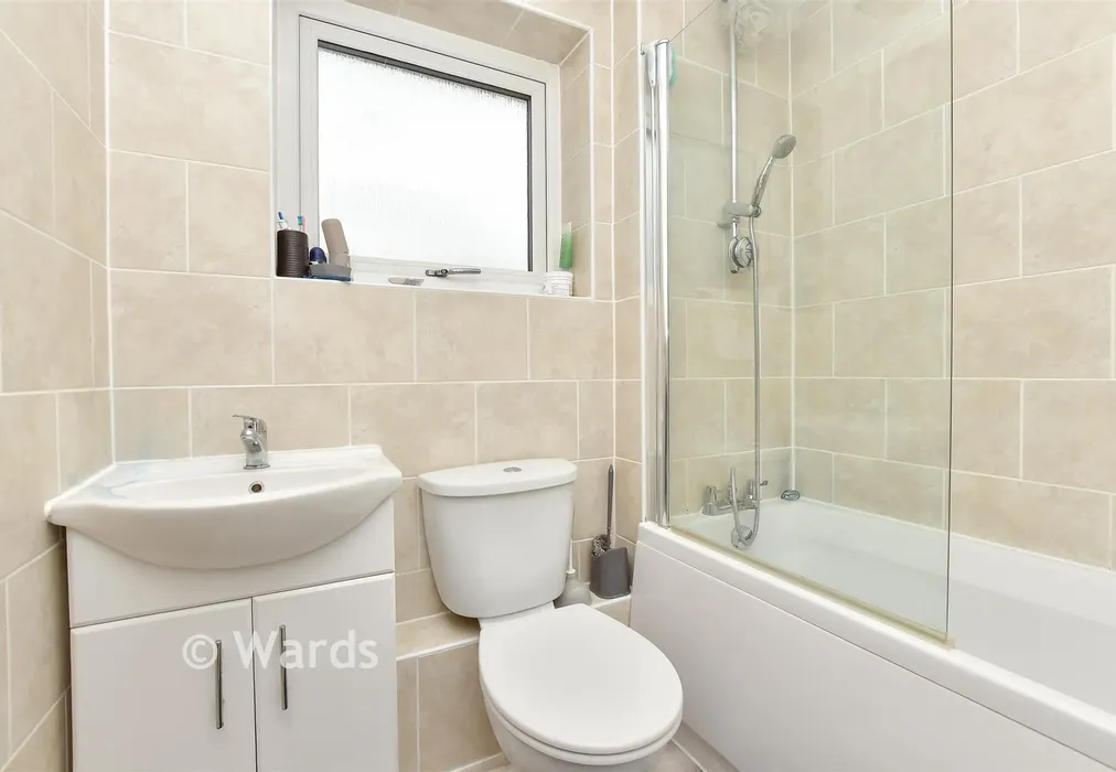 Bathroom - Edyngham Close, Kemsley, Sittingbourne, Kent - Wards of Kent