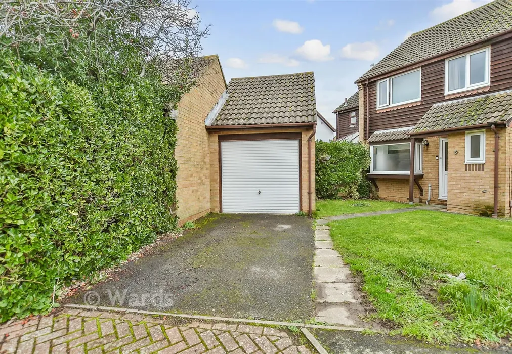 Garage - Edyngham Close, Kemsley, Sittingbourne, Kent - Wards of Kent