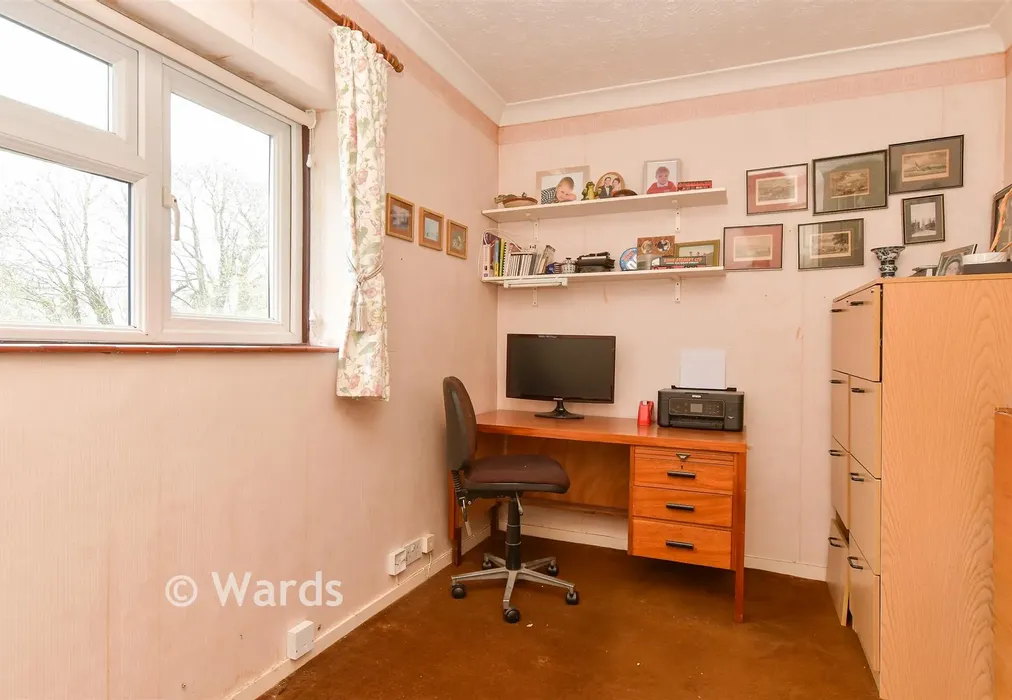 Bedroom 4 - Ashford Road, Faversham, Kent - Wards of Kent