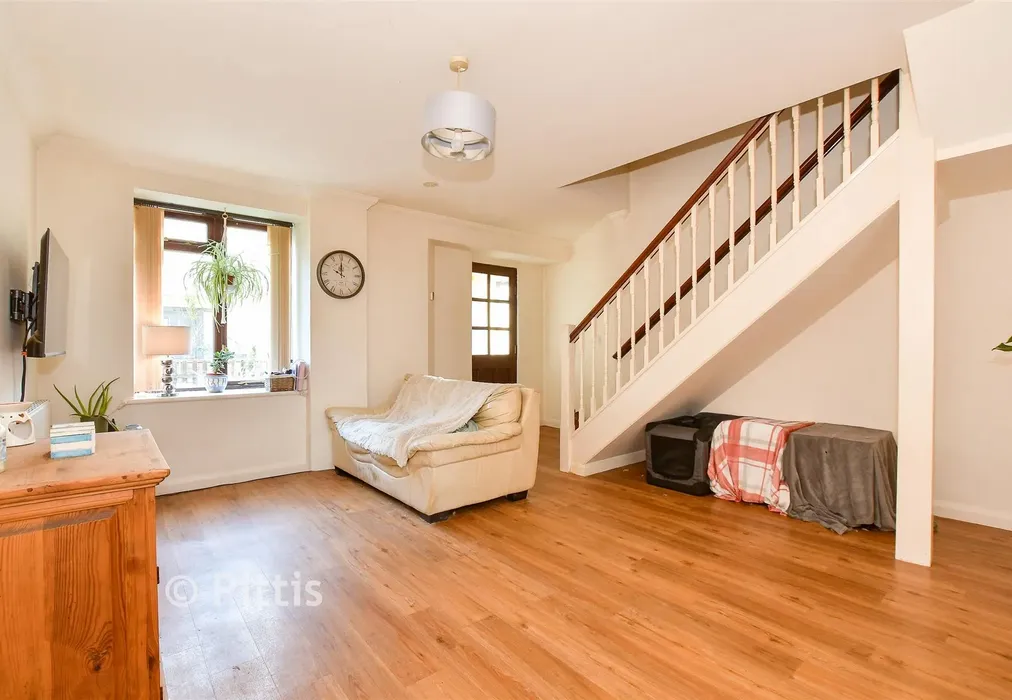 Lounge/Dining Area - Leed Street, Sandown, Isle of Wight - Wards of Kent