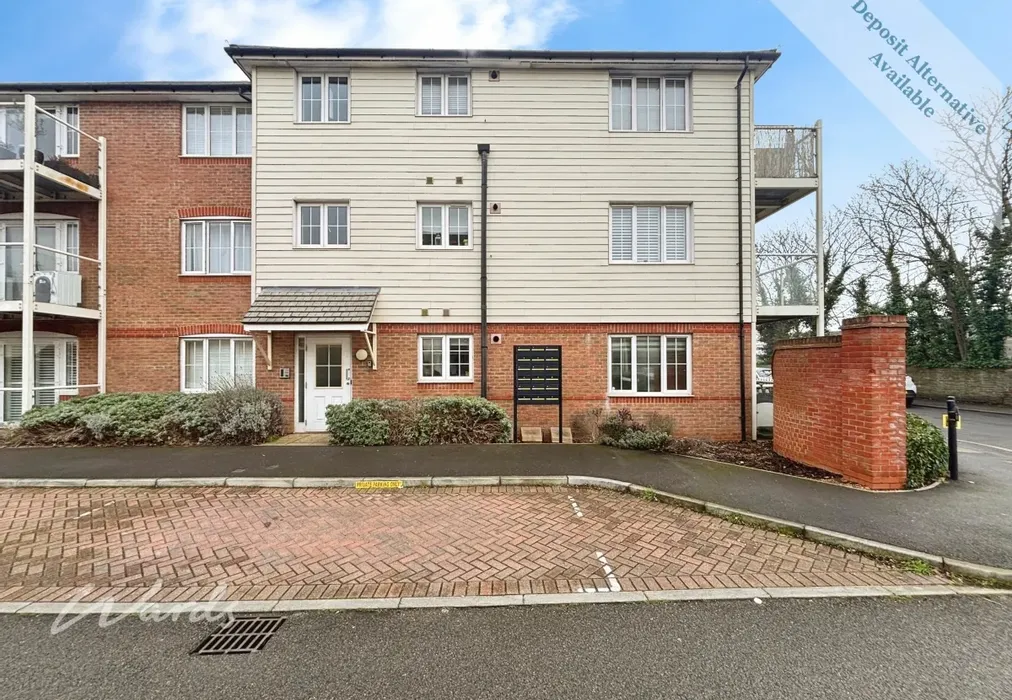 Front - Laurence Rise Dartford DA2 - Wards of Kent