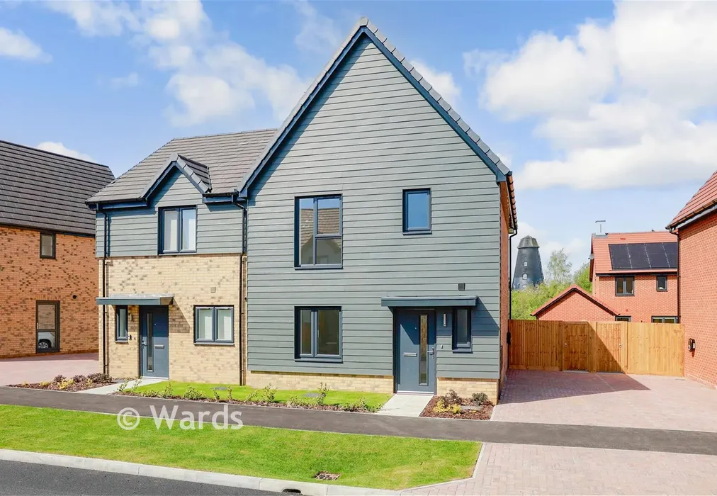 Front - Ham Road, Faversham Lakes, Faversham, Kent - Wards of Kent