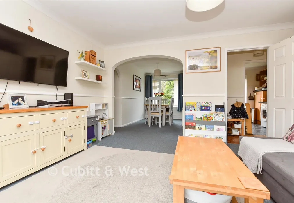 Lounge - Devonshire Avenue, Sutton, Surrey - Wards of Kent