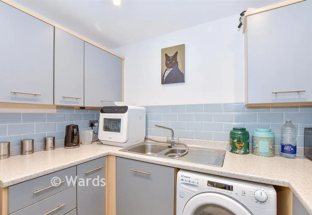 Kitchen - Wharfdale Square, Tovil, Maidstone, Kent - Wards of Kent