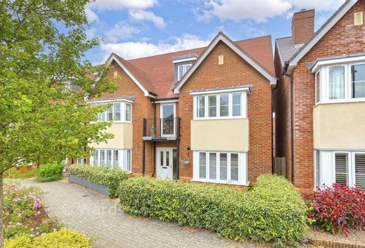 Beacon Avenue, Kings Hill, West Malling, Kent - Wards of Kent