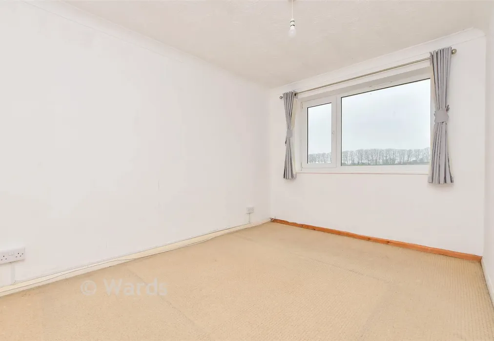 Bedroom 1 - Fairfield Road, Ramsgate, Kent - Wards of Kent