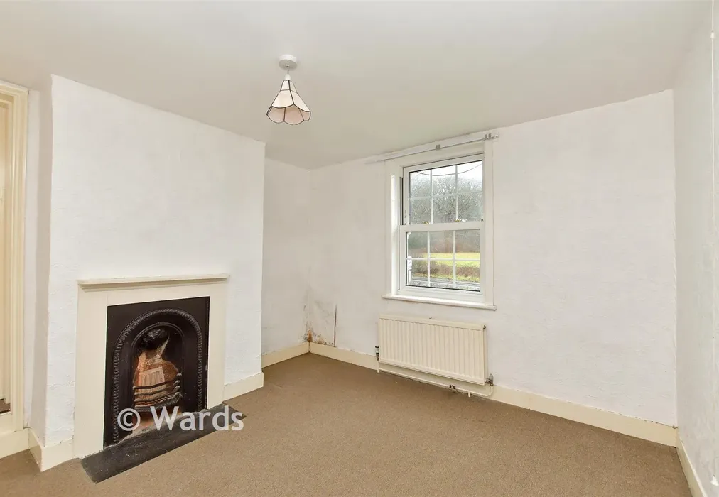 Bedroom 3 - London Road, Faversham, Kent - Wards of Kent