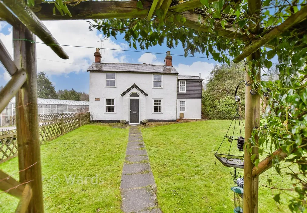 External Lifestyle Photograph - London Road, Faversham, Kent - Wards of Kent