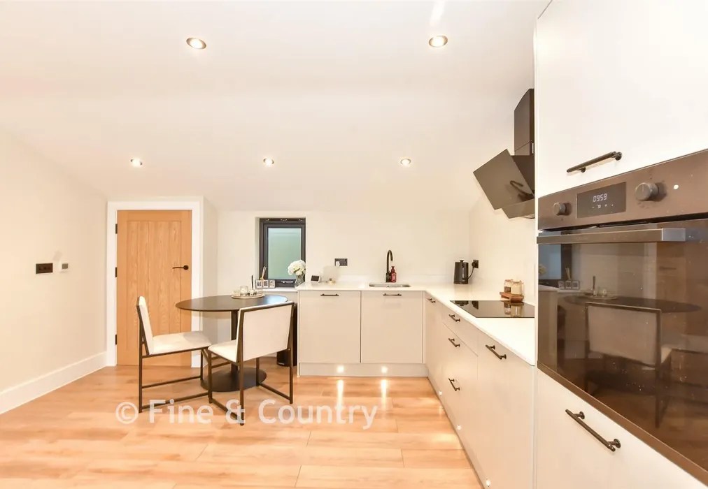 Annexe Living/Dining/Kitchen - Holland Close, Broadstairs, Kent - Wards of Kent