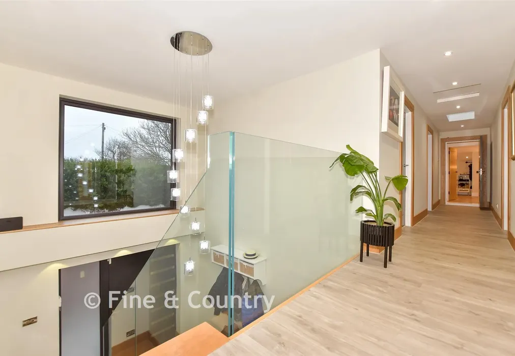 Landing - Holland Close, Broadstairs, Kent - Wards of Kent