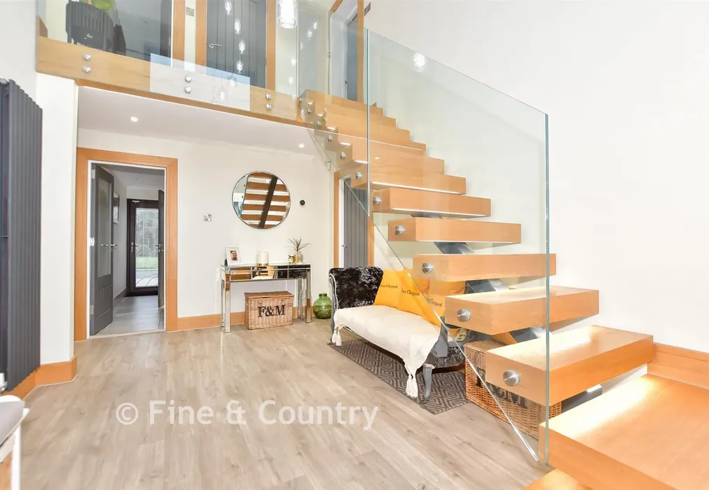 Reception Hall - Holland Close, Broadstairs, Kent - Wards of Kent