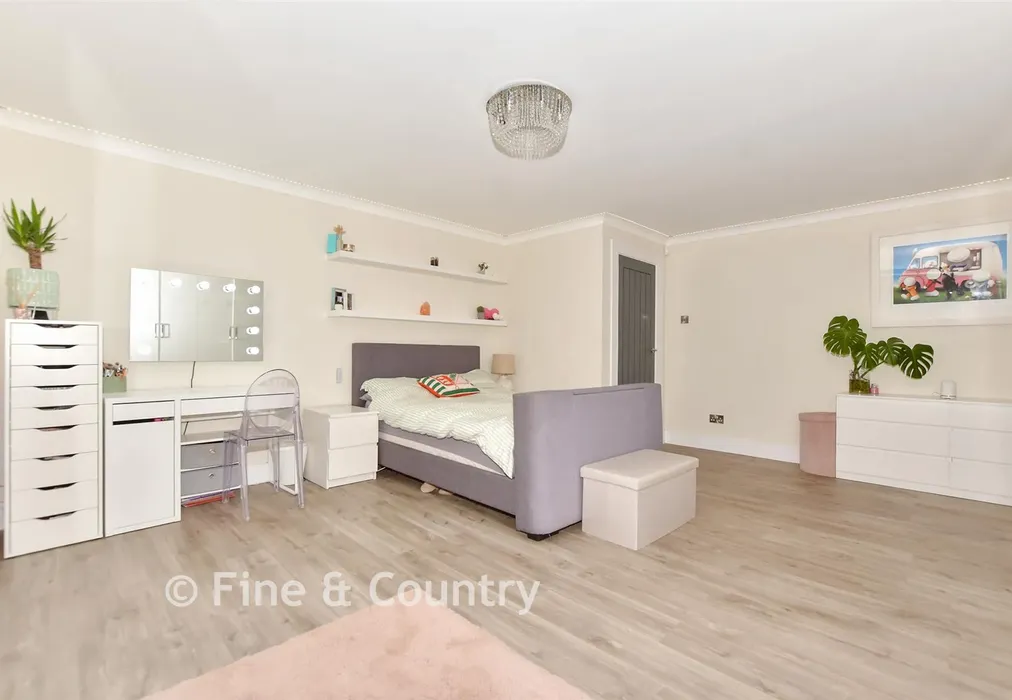 Bedroom 3 - Holland Close, Broadstairs, Kent - Wards of Kent