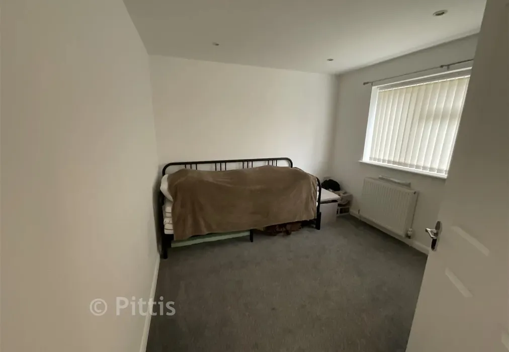 Bedroom 2 - Winston Avenue, Ryde, Isle of Wight - Wards of Kent