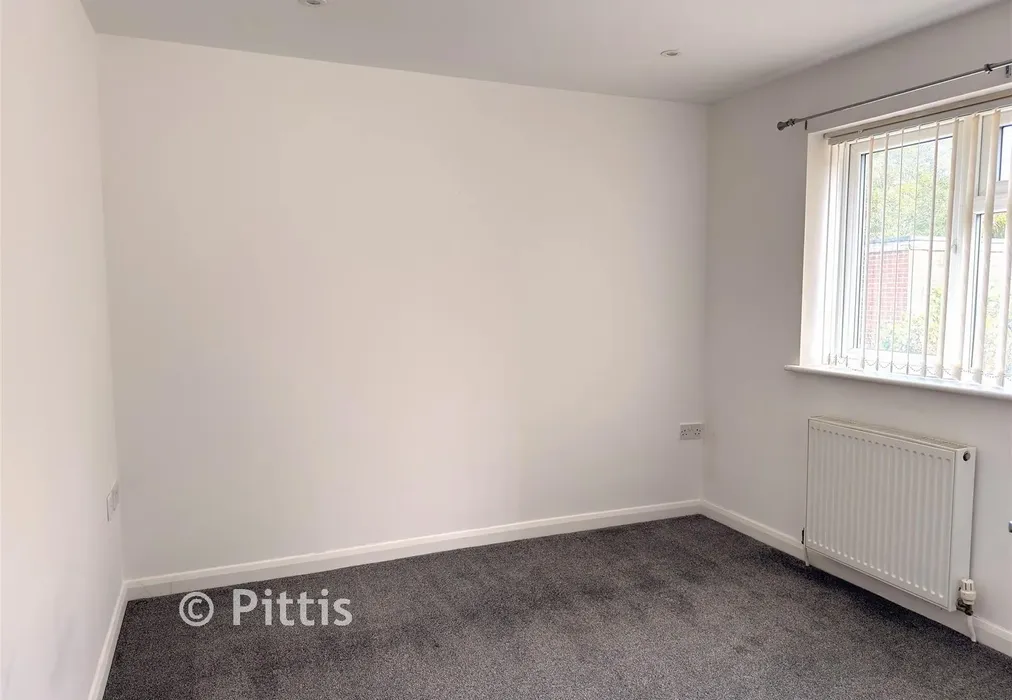 Bedroom 2 - Winston Avenue, Ryde, Isle of Wight - Wards of Kent
