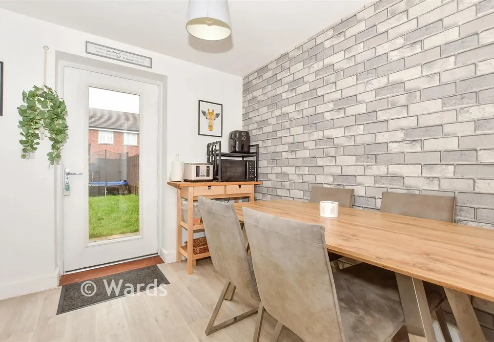 Kitchen/Diner - Reynolds Avenue, Langley Park, Maidstone, Kent - Wards of Kent