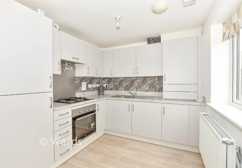 Kitchen/Diner - Reynolds Avenue, Langley Park, Maidstone, Kent - Wards of Kent