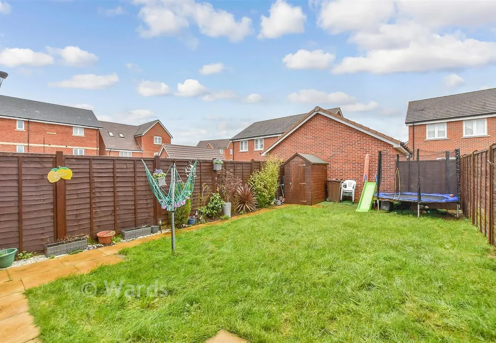 Rear Garden - Reynolds Avenue, Langley Park, Maidstone, Kent - Wards of Kent